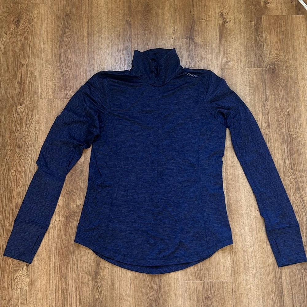 Brooks Women's Blue Long Sleeve Top